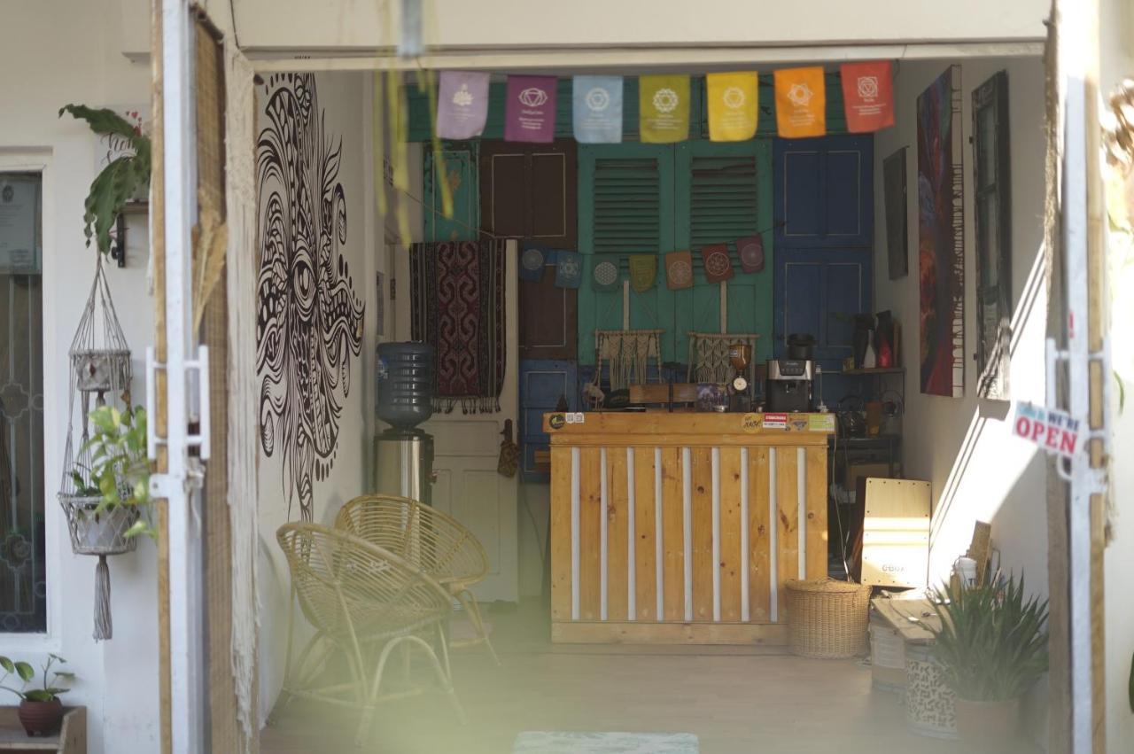 Oke Baik Hostel Yogyakarta Ngoại thất bức ảnh