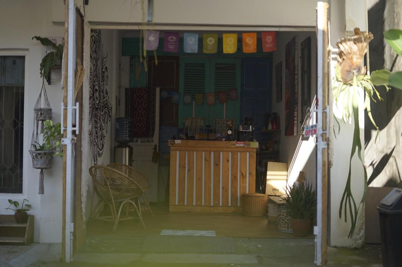 Oke Baik Hostel Yogyakarta Ngoại thất bức ảnh
