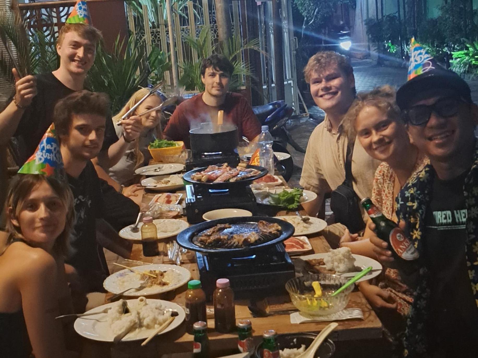 Oke Baik Hostel Yogyakarta Ngoại thất bức ảnh