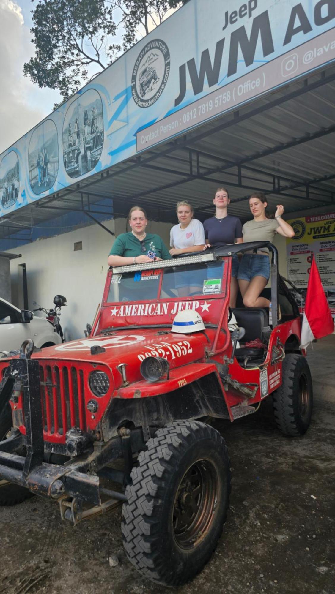 Oke Baik Hostel Yogyakarta Ngoại thất bức ảnh