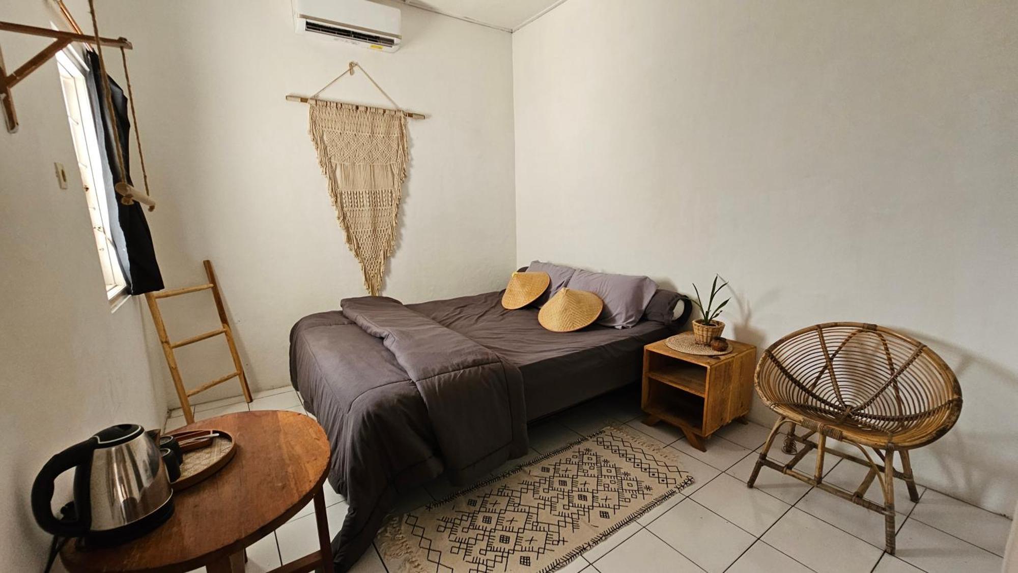 Oke Baik Hostel Yogyakarta Ngoại thất bức ảnh