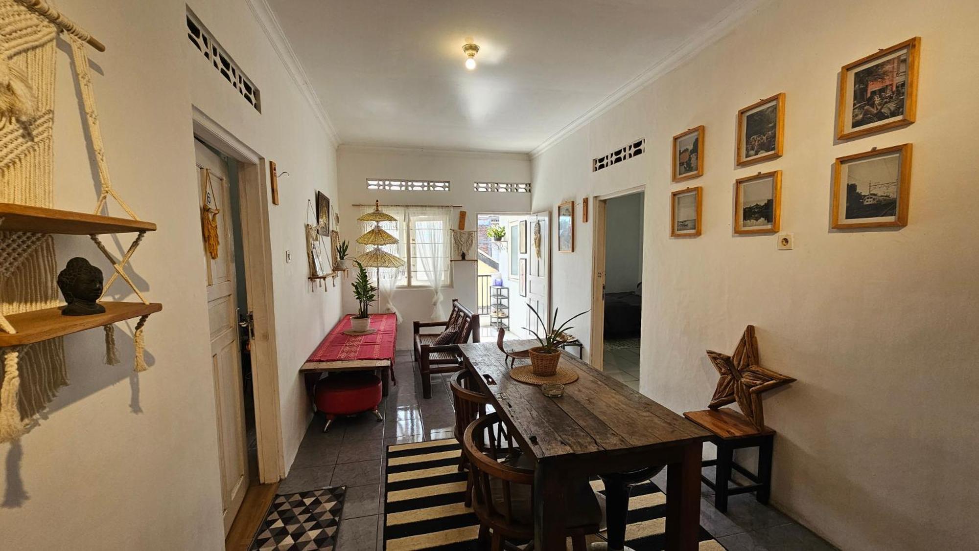 Oke Baik Hostel Yogyakarta Ngoại thất bức ảnh